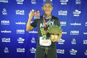 BIB: 5420
                            <button type="button" onclick="openModal(21977939)" class="btn btn-primary btn-sm float-right btn-popup" data-toggle="modal" data-target=".modal-high-quality">
                        <i class="fas fa-shopping-cart"></i> Add to Cart
                    </button>
                                            <button type="button" onclick="isThisMe(21977939, true)" class="btn btn-success btn-sm float-right btn-popup btn-isme hidden" data-toggle="tooltip" data-placement="bottom" title="นี่คือรูปของคุณใช่ไหม คลิกที่นี่เพื่อเอาเข้าอัลบั้ม">
                        <i class="fas fa-plus"></i> Add to album
                    </button>
                    <button type="button" onclick="isThisMe(21977939, false)" class="btn btn-warning btn-sm float-right btn-popup btn-isnotme hidden">
                        <i class="fas fa-ban"></i> Remove from album
                    </button>